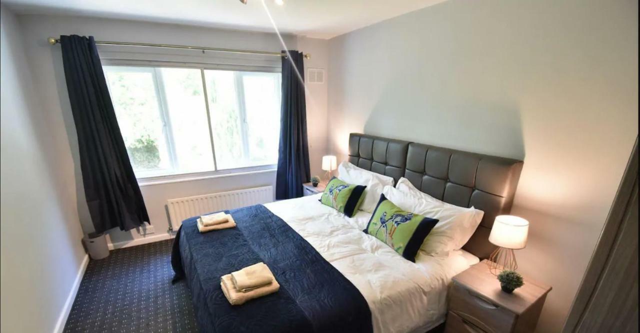 3-Bedroom Comfy Home In Solihull Bagian luar foto