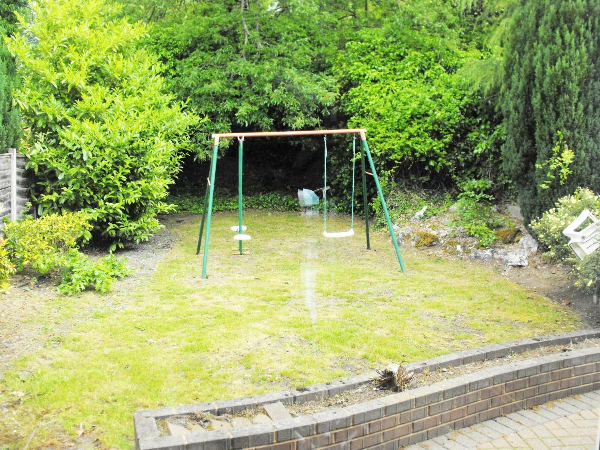 3-Bedroom Comfy Home In Solihull Bagian luar foto